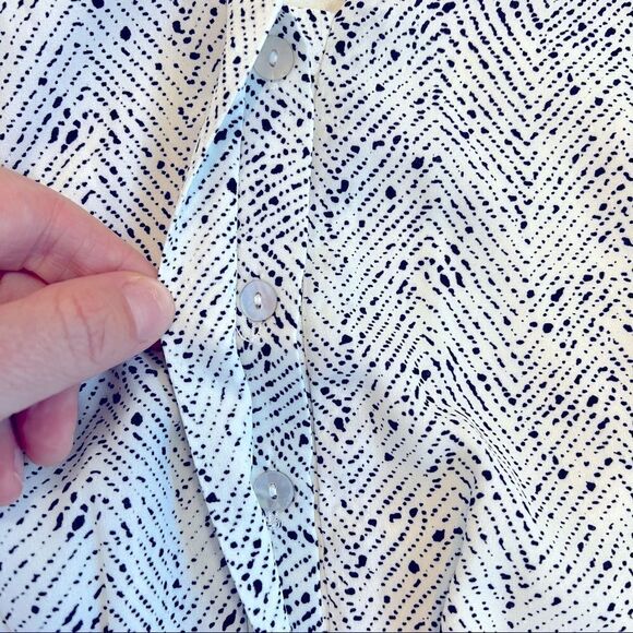 Forever 21 White & Black 3/4 Sleeve Sleeve Mini Dress Women’s Size Small (S) - Picture 5 of 7